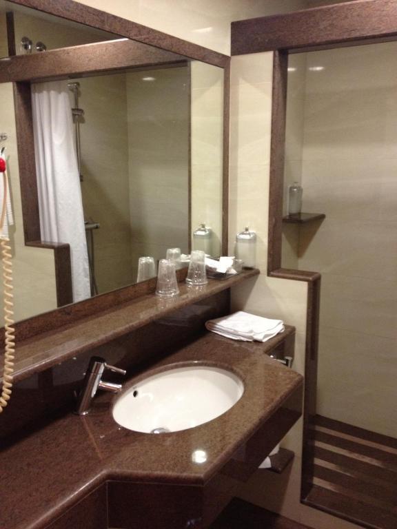 Hotel Ric Sabadell Ruang foto