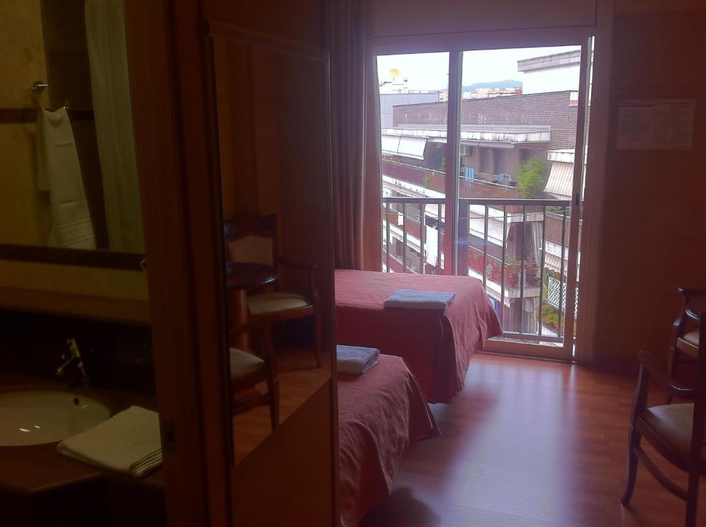 Hotel Ric Sabadell Ruang foto